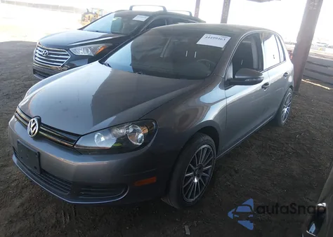2014 Volkswagen Golf 2.5L z USA, uszkodzony, nr VIN WVWDB7AJ3EW001417